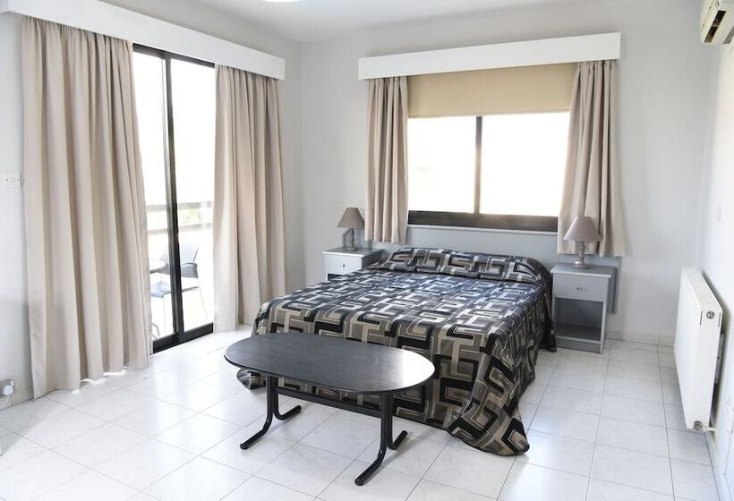 Tycoon Hotel Apartments