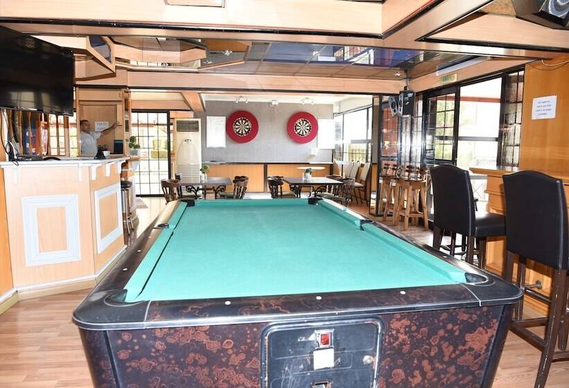 Tycoon Hotel Apartments