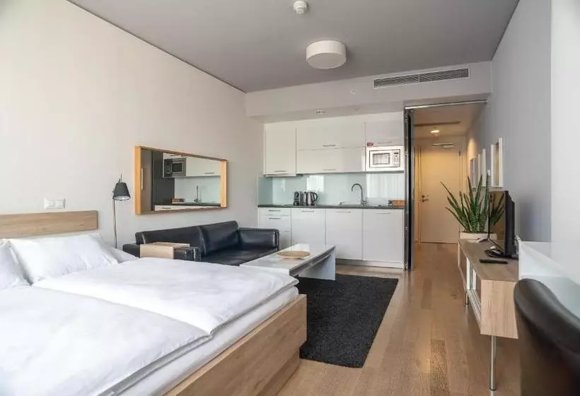 Vn3 Terraces Suites By Prague Residences