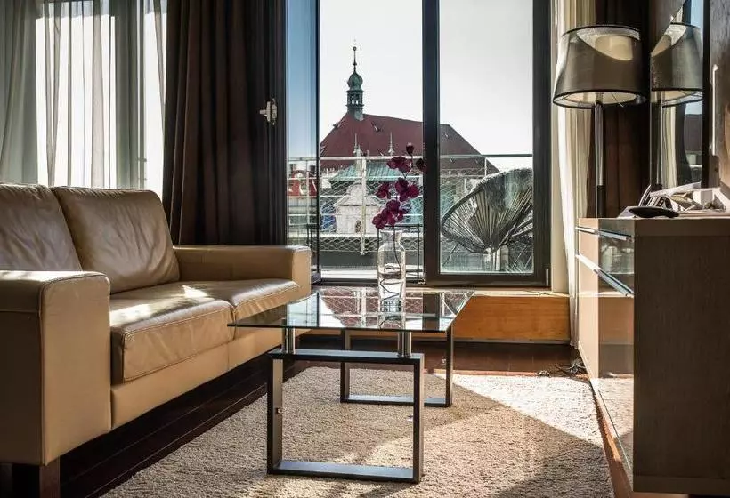 Vn3 Terraces Suites By Prague Residences