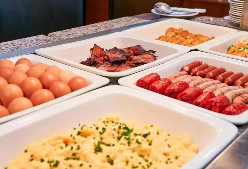 Vn3 Terraces Suites By Prague Residences