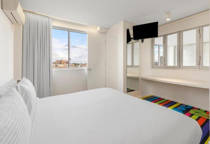 Adge Hotel And Residences