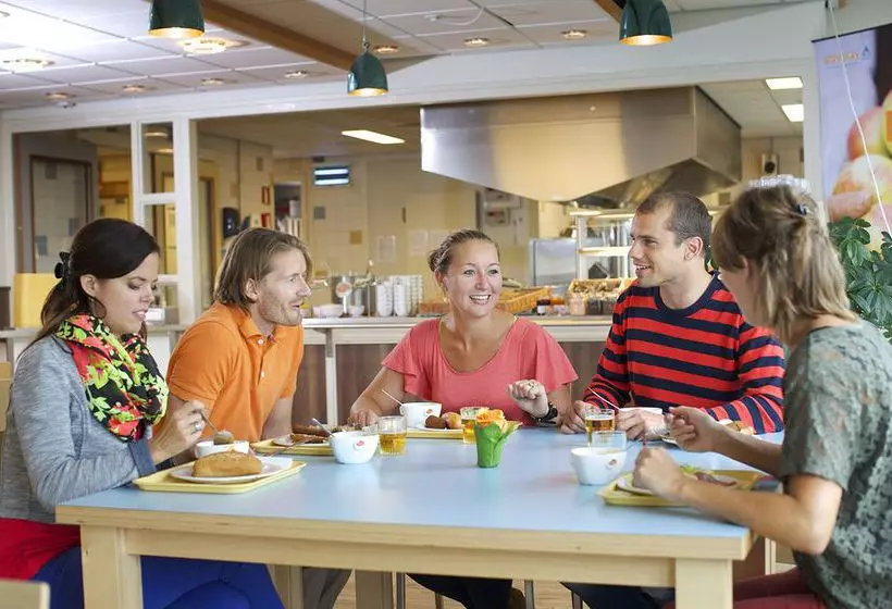 Общежитие Stayokay Sneek