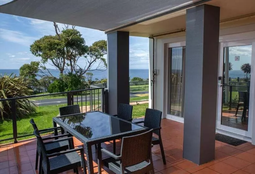 Amooran Oceanside Apartments And Motel
