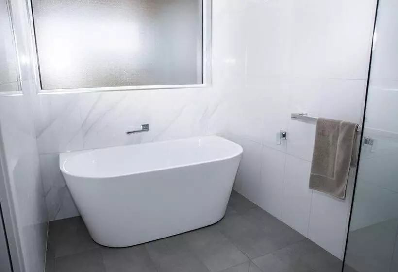 Amooran Oceanside Apartments And Motel