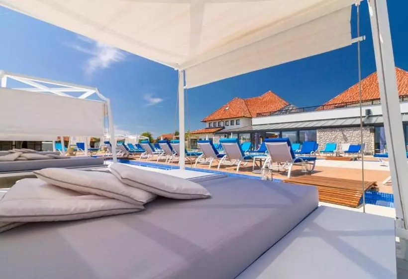 هتل Ethno Village Stanisici