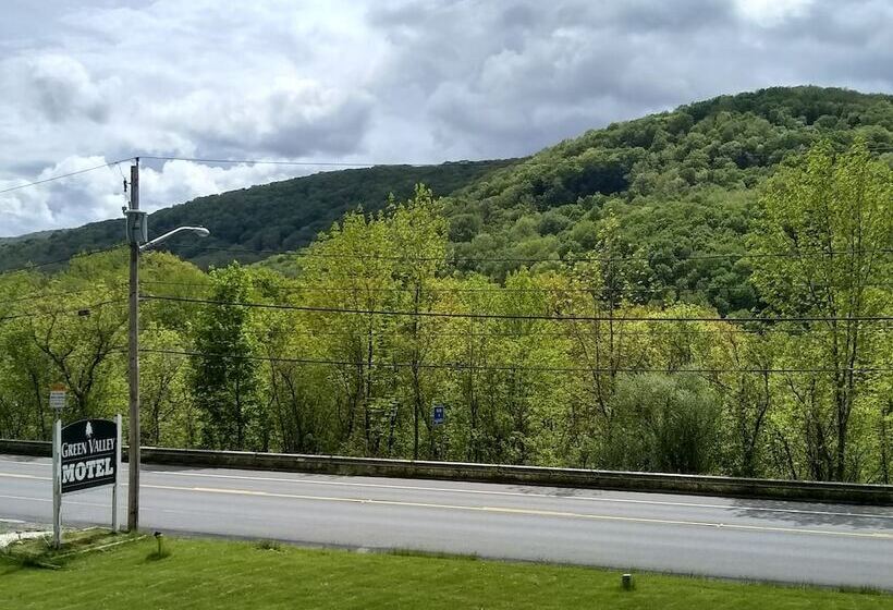Green Valley Motel