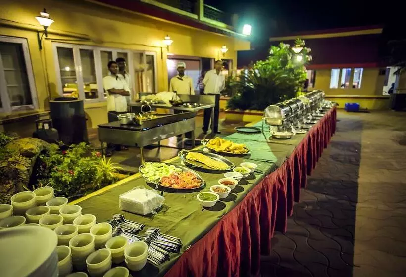 호텔 Adamo The Resort