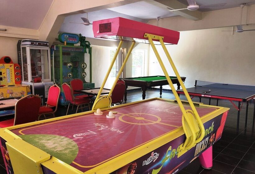 فندق Adamo The Resort