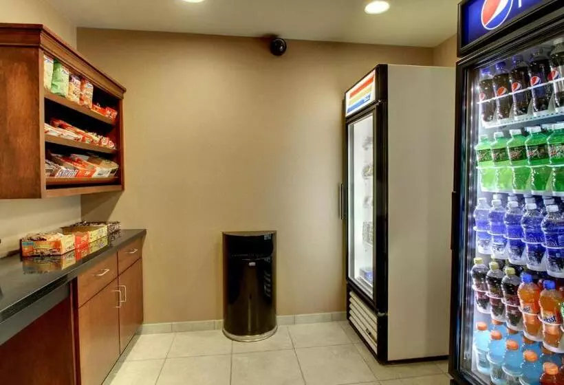 Otel Cobblestone Inn & Suites   Harper