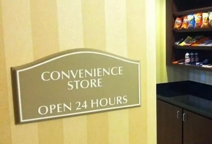 Otel Cobblestone Inn & Suites   Harper