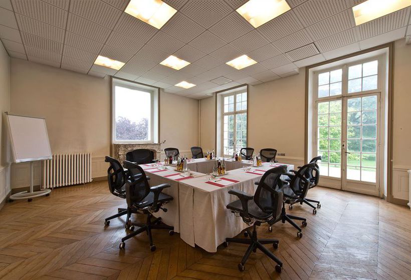 فندق Domaine Du Manet