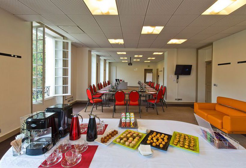 فندق Domaine Du Manet