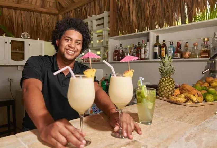 هتل Grand Laguna Beach Properties By Caribe Stays