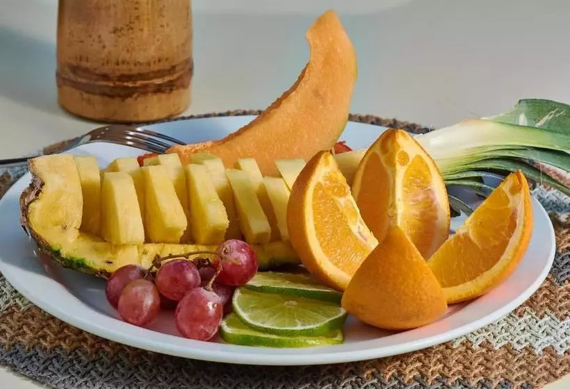 هتل Grand Laguna Beach Properties By Caribe Stays