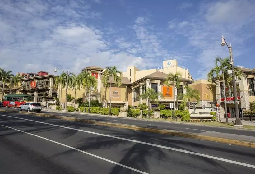 هتل Guam Plaza Resort
