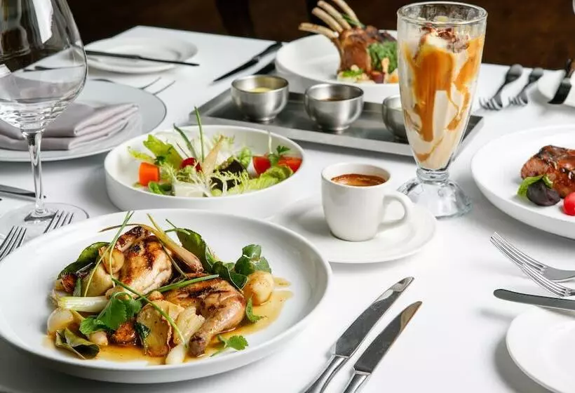 هتل Guam Plaza Resort