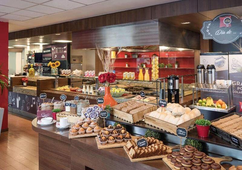 ホテル Ibis Santiago Las Condes