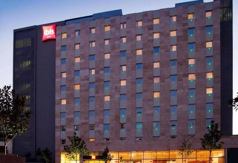 ホテル Ibis Santiago Las Condes