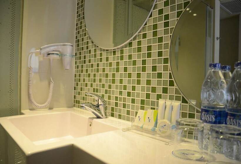 酒店 Ion Bali Benoa