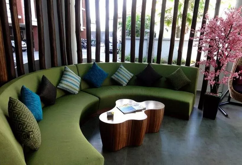 Отель Ion Bali Benoa