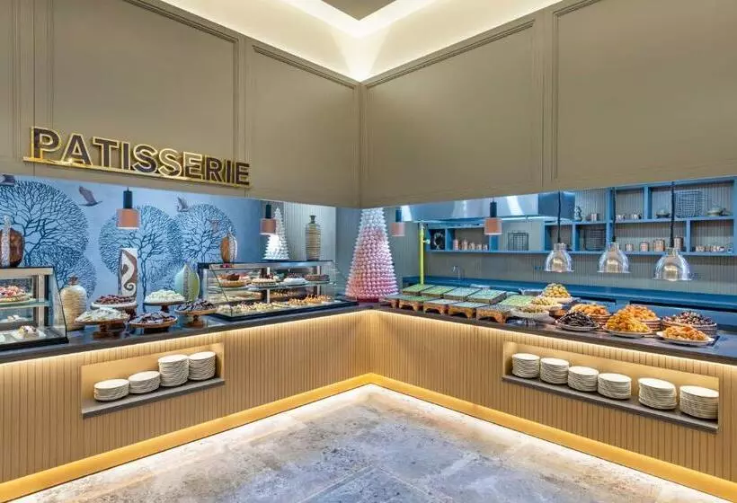 Hotel Kirman Belazur Resort & Spa