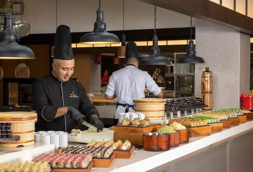 Hotel Kirman Belazur Resort & Spa