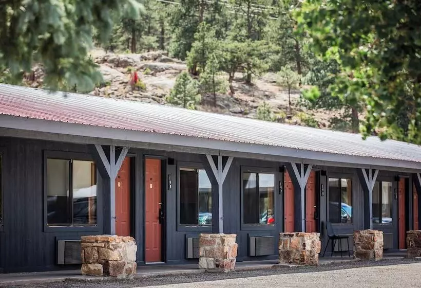 Отель Loge Wolf Creek