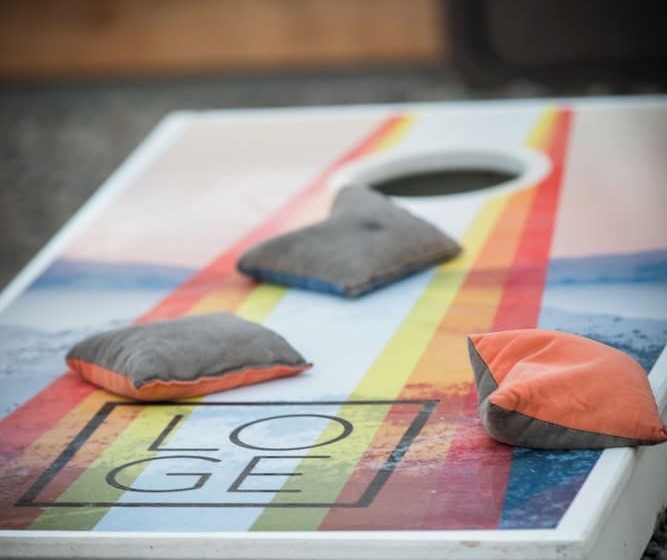 Отель Loge Wolf Creek