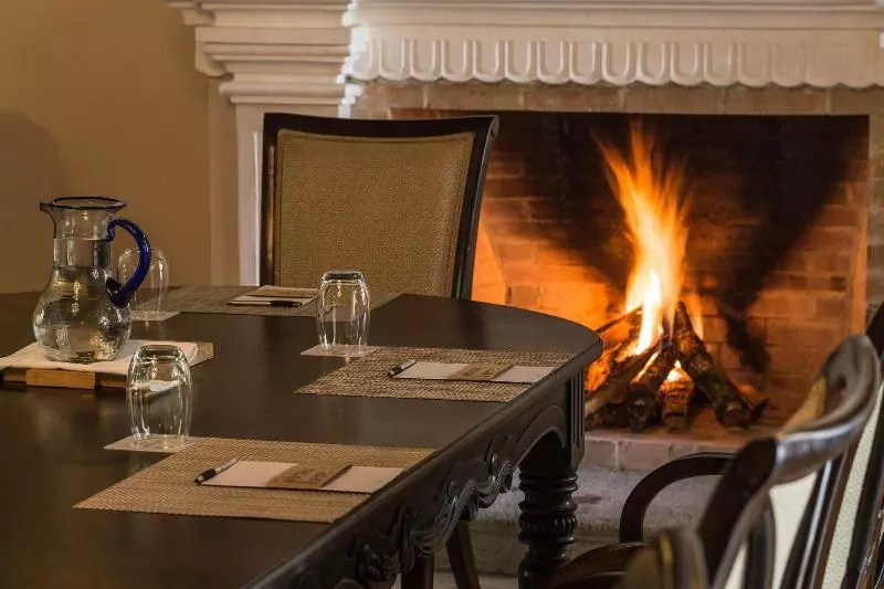 هتل Pensativo House