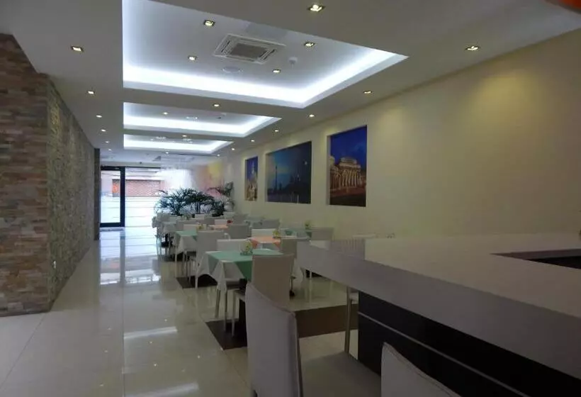 ホテル Puerto Mercado