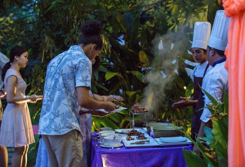 ホテル Reveal Courtyard In Reveal Angkor