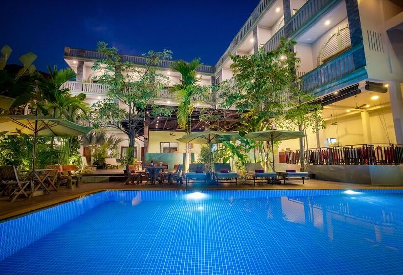 ホテル Reveal Courtyard In Reveal Angkor