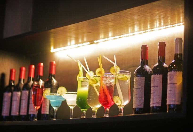 ホテル Reveal Courtyard In Reveal Angkor