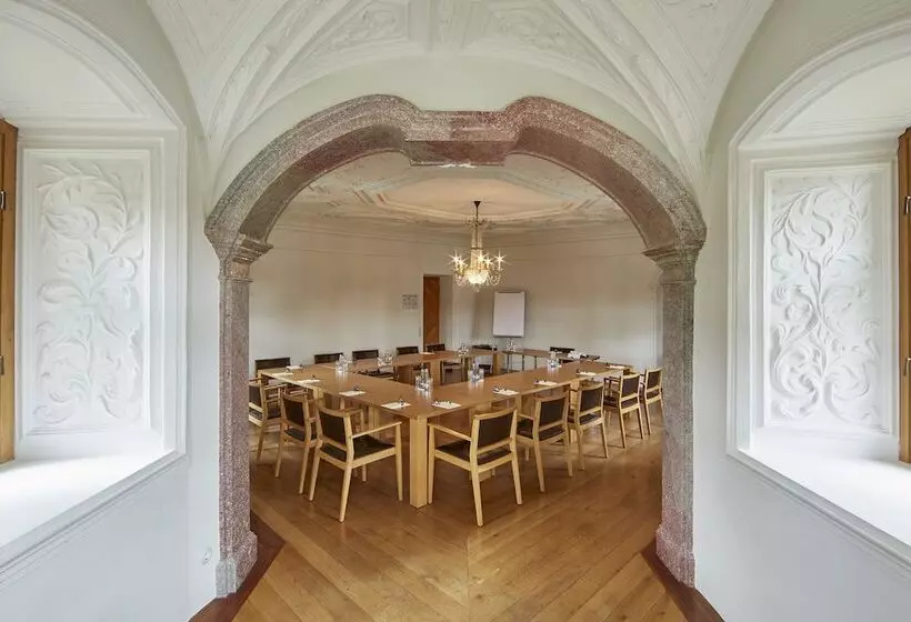 Отель Schloss Hohenkammer