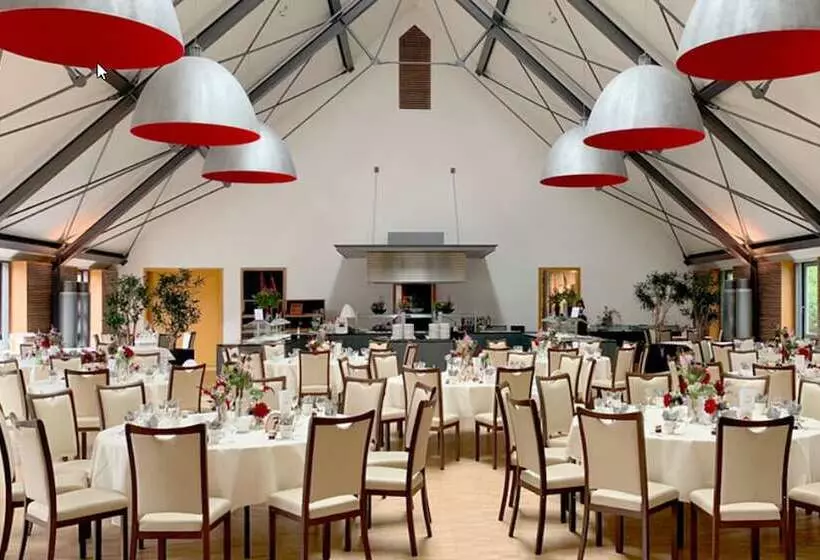 Отель Schloss Hohenkammer