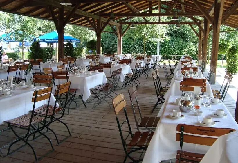 Отель Schloss Hohenkammer