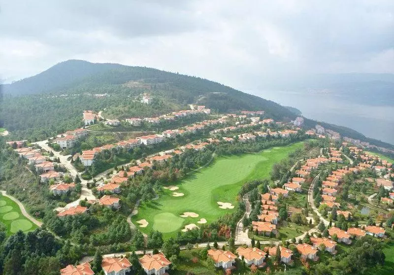 Отель Spring City Golf Resort