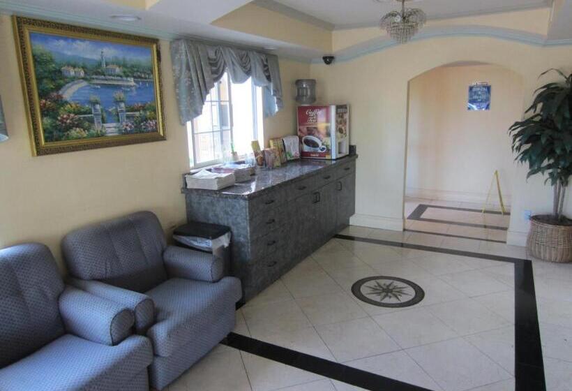 Отель Starlight Inn Canoga Park