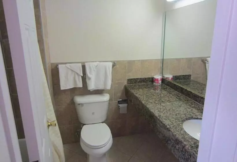 فندق Starlight Inn Canoga Park