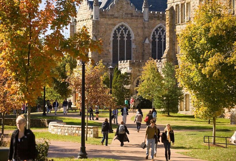 בית מלון כפרי The Sewanee Inn