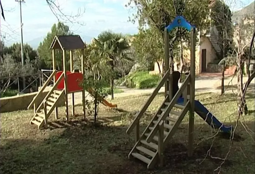 فندق Villa Giatra