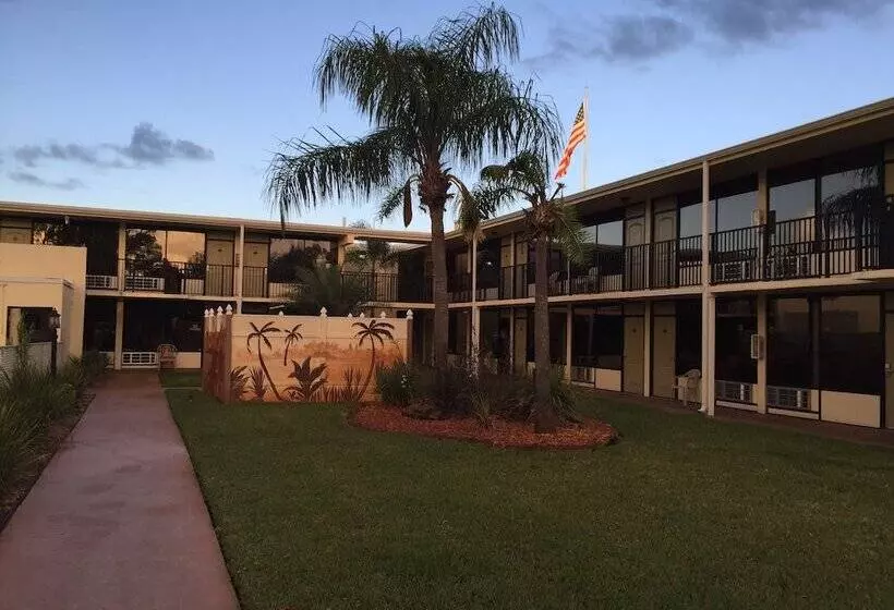 汽车旅馆  At Home Inn  Fort Pierce