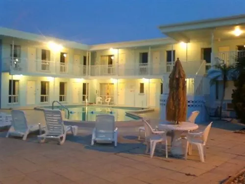 モーテル Gulf Beach Inn