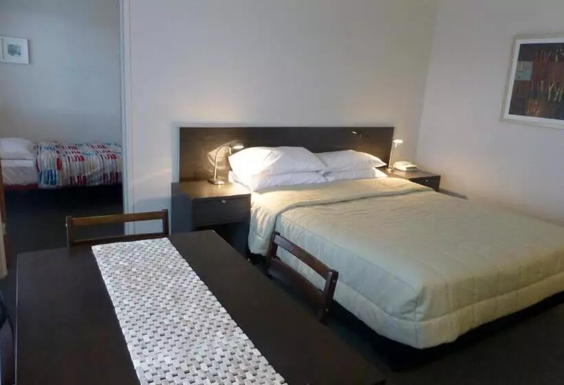 汽车旅馆  Park Ridge Retreat