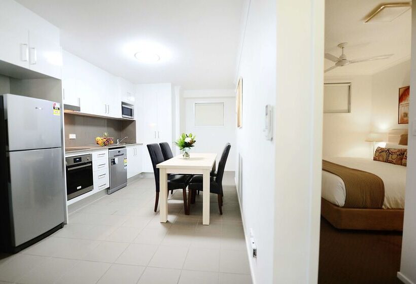 Oaks Moranbah Suites