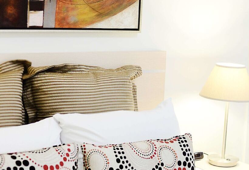 Oaks Moranbah Suites