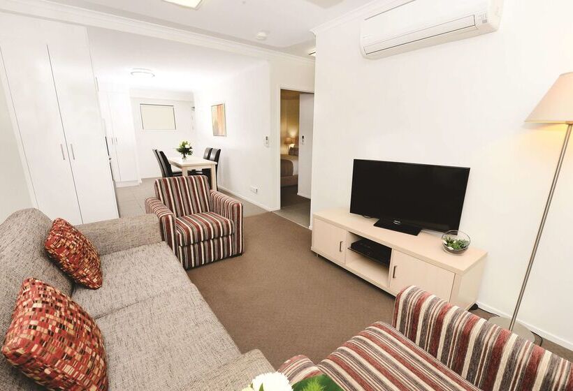 Oaks Moranbah Suites