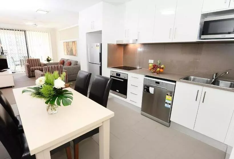 Oaks Moranbah Suites