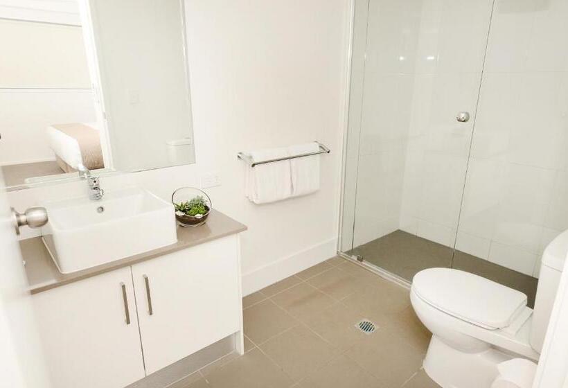 Oaks Moranbah Suites